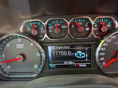 Used 2019 Chevrolet Tahoe 4WD image 13