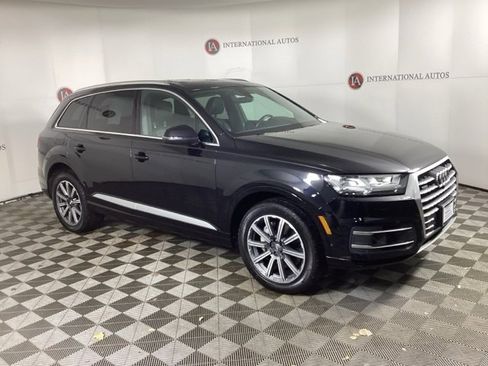 Used 2019 Audi Q7 3.0T Premium Plus w/ Premium Plus Package image 3