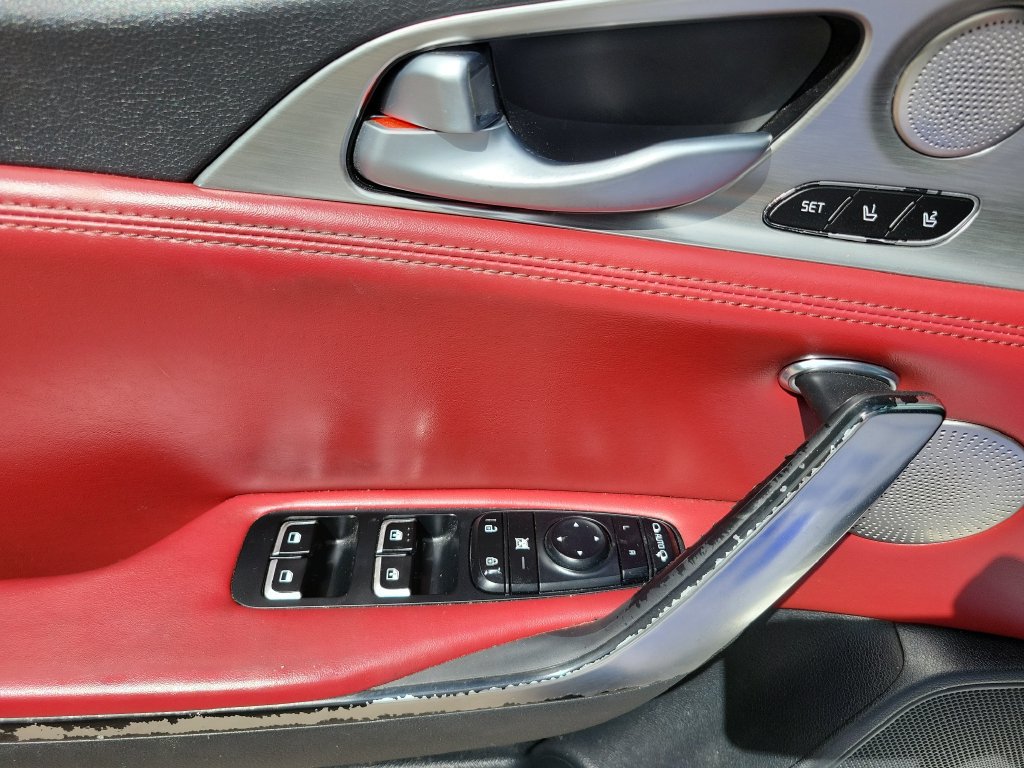 Used 2019 Kia Stinger GT2 RWD image 26
