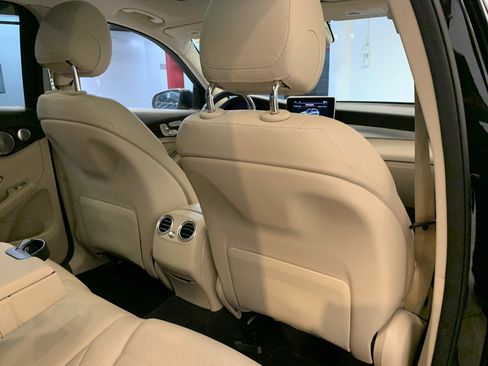 Used 2016 Mercedes-Benz GLC 300 4MATIC image 46