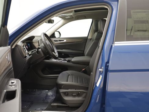 New 2026 Volkswagen Atlas SEL image 5