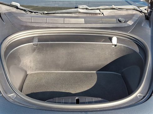 Used 2018 Tesla Model 3 Long Range image 27