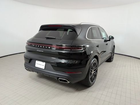 New 2026 Porsche Cayenne image 9