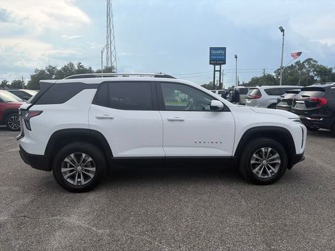 Used 2025 Chevrolet Equinox LT w/ Convenience Package II FWD image 9