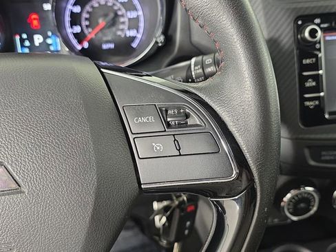 Used 2017 Mitsubishi Outlander Sport LE AWD/4WD image 30