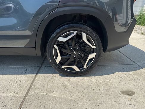 Used 2024 Kia Seltos SX w/ SX Sunroof Package AWD/4WD image 19