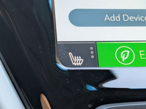 Used 2017 Chevrolet Bolt LT image 32