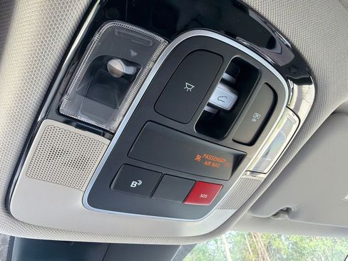 New 2026 Hyundai Tucson Limited FWD image 24