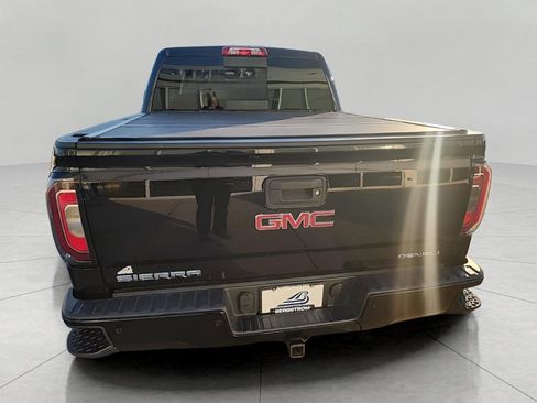 Used 2017 GMC Sierra 1500 Denali w/ Denali Ultimate Package image 6