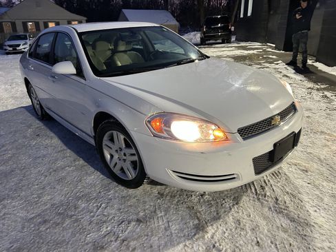 Used 2012 Chevrolet Impala LT image 2