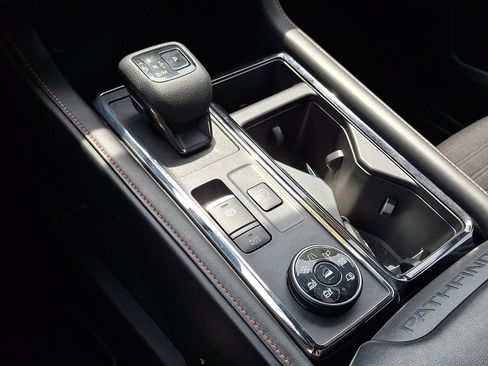 Certified 2024 Nissan Pathfinder Rock Creek AWD/4WD image 17