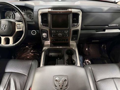 Used 2017 RAM 1500 Laramie AWD/4WD image 32