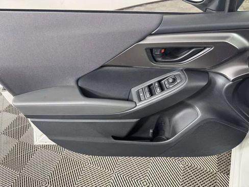 Certified 2025 Subaru Impreza 2.0i image 17