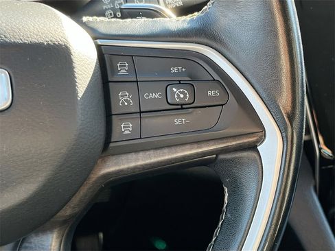 Used 2021 Jeep Grand Cherokee L Limited image 33