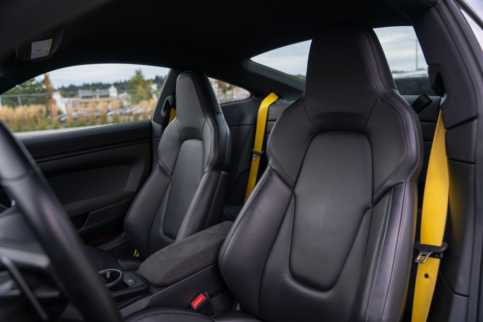 Certified 2022 Porsche 911 Carrera GTS RWD image 5