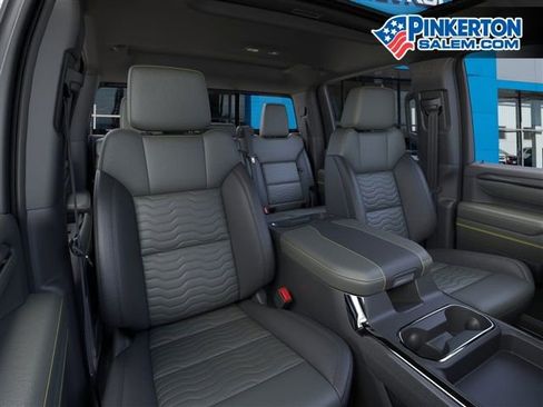 New 2026 Chevrolet Silverado 2500 ZR2 image 16