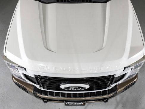 Used 2022 Ford F350 Lariat w/ Lariat Ultimate Package image 39