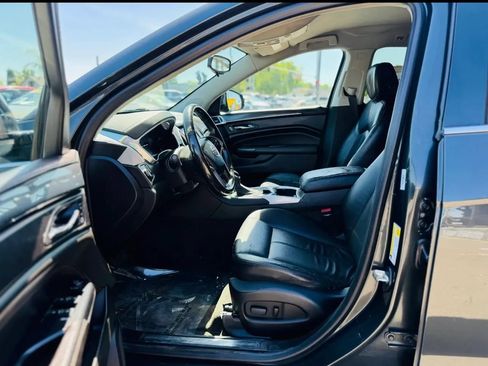 Used 2015 Cadillac SRX FWD image 10