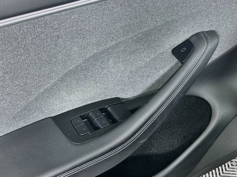 Used 2024 Tesla Model 3 Long Range RWD image 15