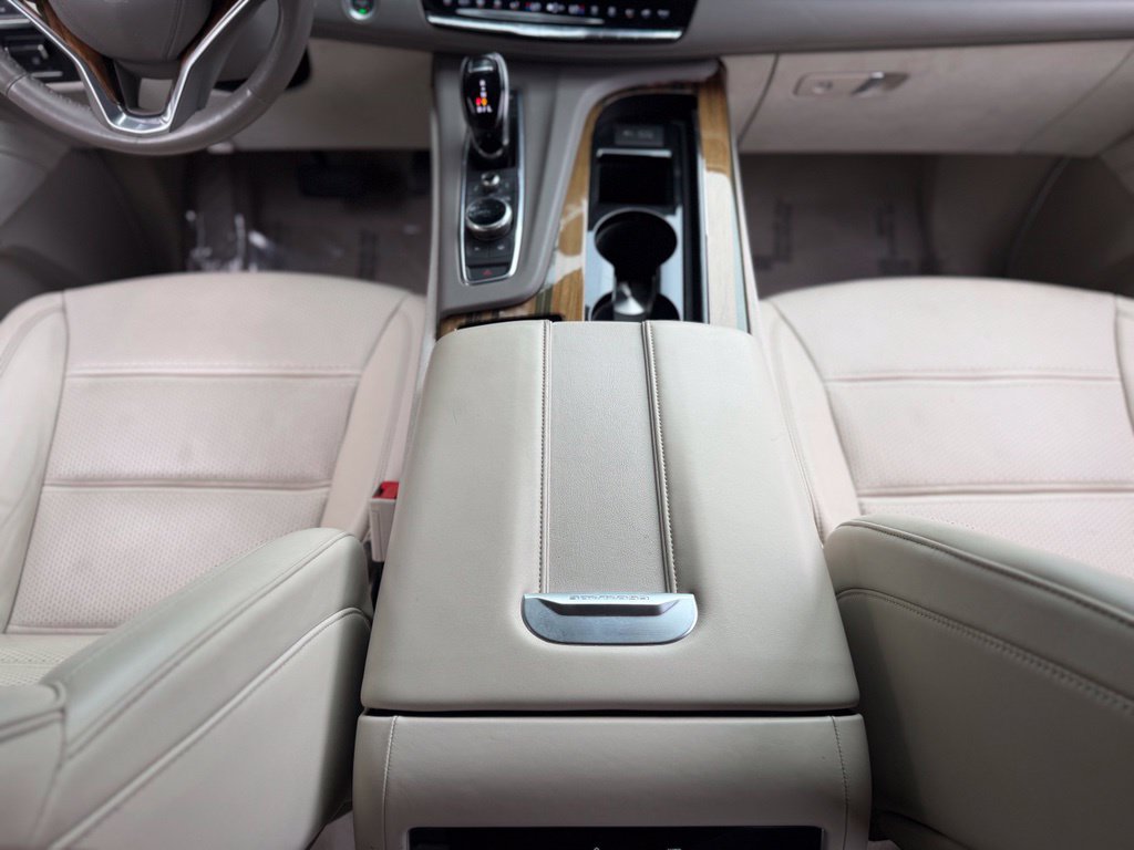 Used 2021 Cadillac Escalade Premium Luxury Platinum w/ LPO, Radiant Package AWD/4WD image 52