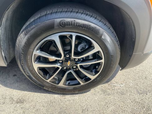 Used 2025 Chevrolet TrailBlazer LT FWD image 31