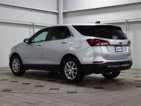 Used 2022 Chevrolet Equinox LT FWD image 6