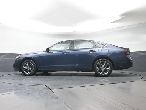 Used 2023 Honda Accord EX image 29