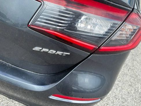 Used 2025 Honda Civic Sport image 9