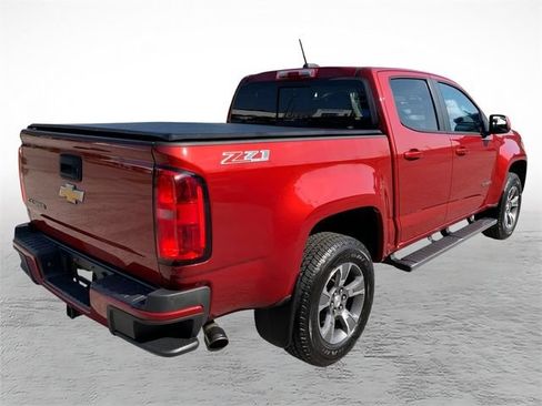 Used 2015 Chevrolet Colorado Z71 AWD/4WD image 3