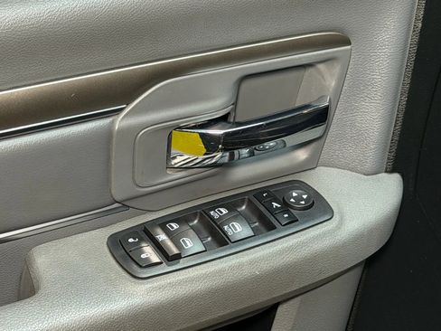 Used 2018 RAM 1500 Lone Star image 32