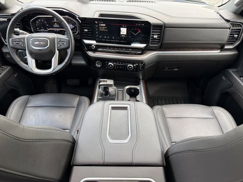 Used 2022 GMC Sierra 1500 SLT w/ SLT Convenience Package AWD/4WD image 24