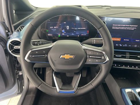 New 2026 Chevrolet Equinox EV LT w/ Convenience Package II FWD image 10
