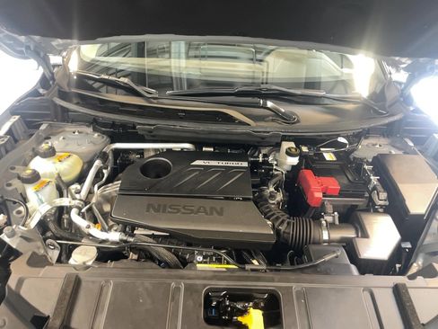 Used 2023 Nissan Rogue Platinum image 22