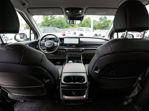 Used 2026 Kia Carnival LXS FWD image 41