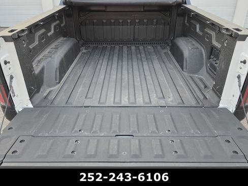 Used 2025 GMC Sierra EV Denali image 41