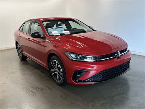 Certified 2025 Volkswagen Jetta Sport image 26