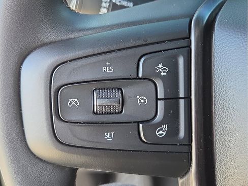 Used 2023 GMC Yukon AT4 w/ AT4 Premium Package image 20