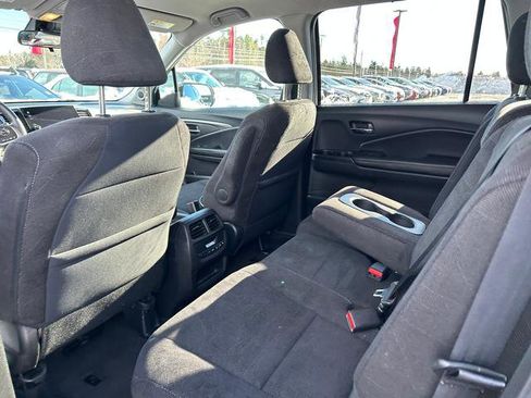 Used 2019 Honda Pilot EX image 14