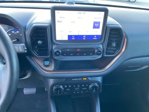 Used 2024 Ford Bronco Sport Outer Banks image 11
