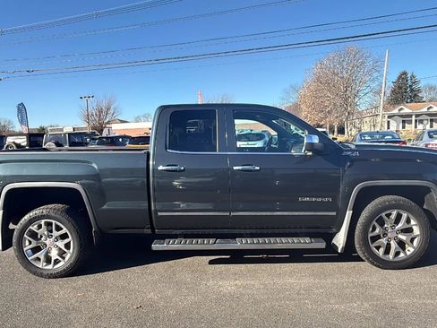 Used 2018 GMC Sierra 1500 SLT w/ SLT Premium Package image 10
