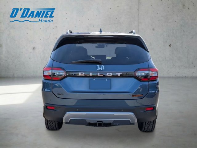 New 2026 Honda Pilot TrailSport image 4