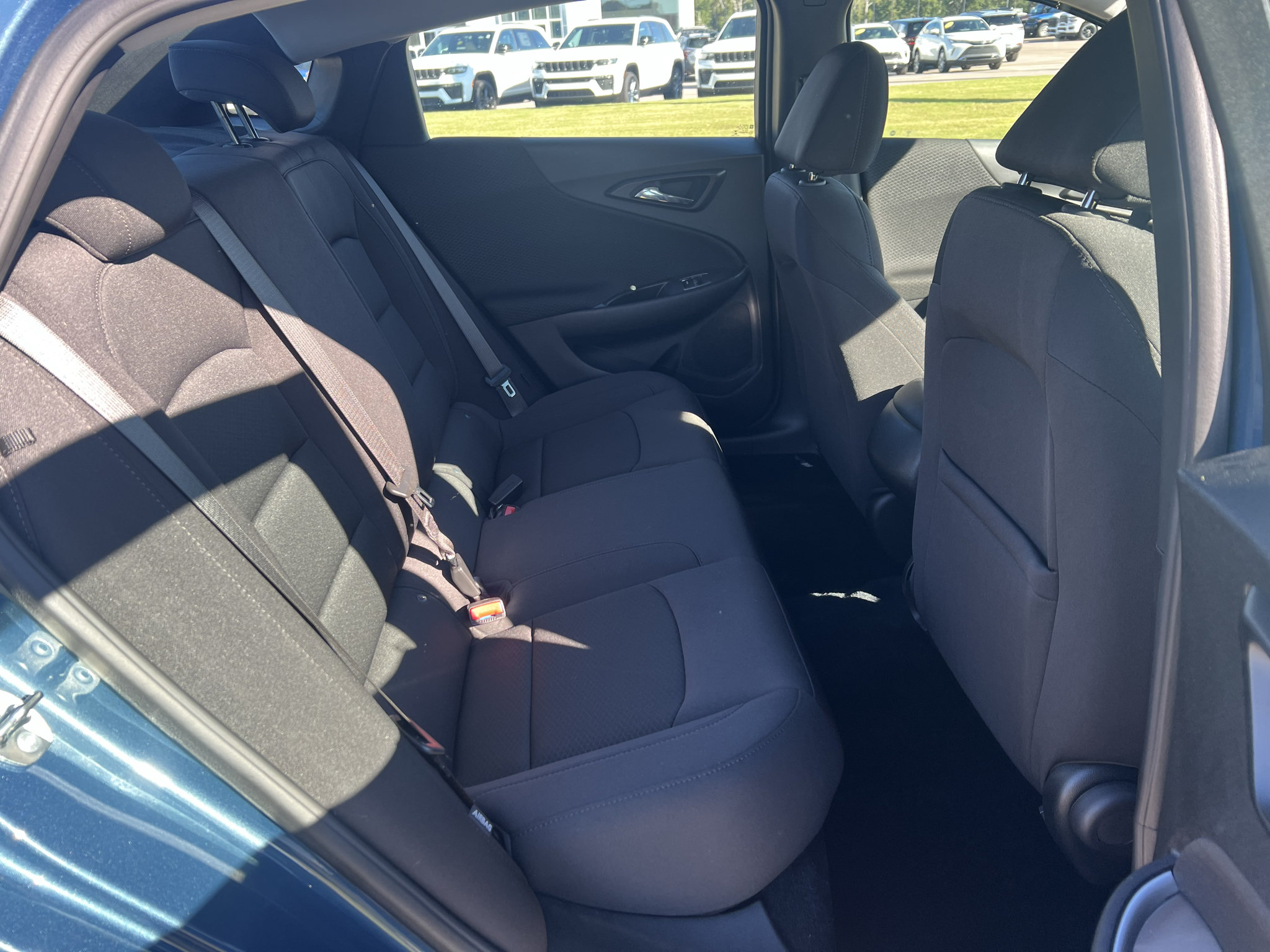 Used 2024 Chevrolet Malibu RS FWD image 13