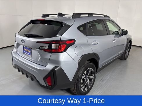 Used 2025 Subaru Crosstrek 2.0i Premium AWD/4WD image 11
