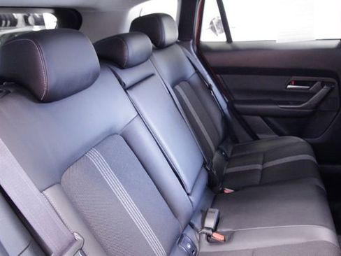 Used 2025 MAZDA CX-50 AWD 2.5 S w/ Preferred Package image 17