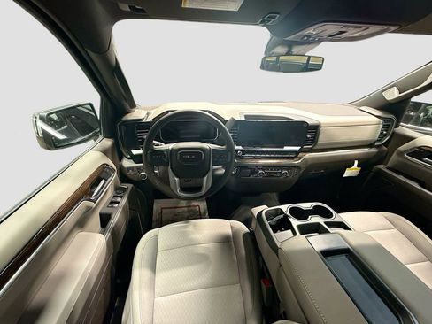 New 2026 GMC Sierra 1500 SLE w/ Preferred Package AWD/4WD image 22