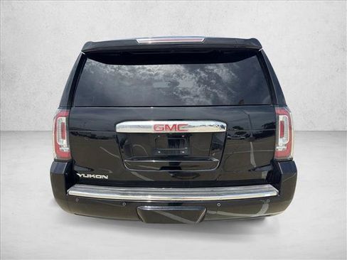 Used 2018 GMC Yukon Denali w/ Denali Ultimate Package RWD image 6