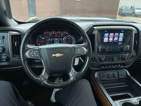 Used 2017 Chevrolet Silverado 2500 High Country w/ Duramax Plus Package image 39