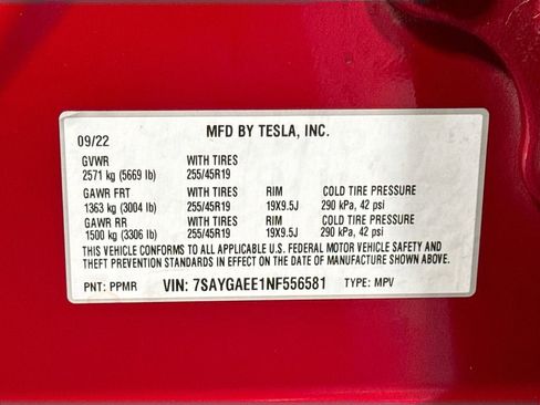 Used 2022 Tesla Model Y Long Range image 21