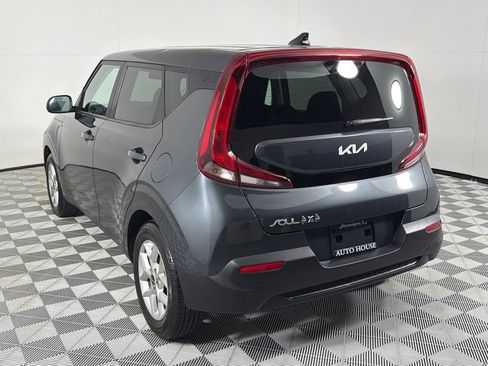Used 2022 Kia Soul LX w/ Technology Package FWD image 6