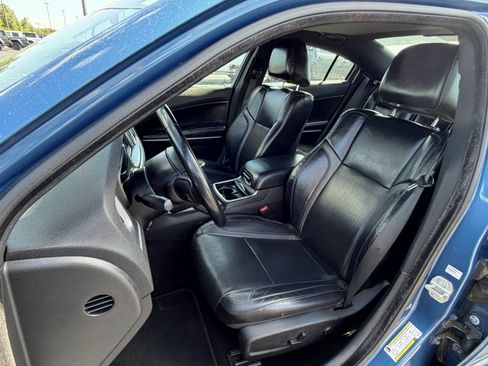 Used 2022 Dodge Charger SXT w/ Leather Interior Group RWD image 8